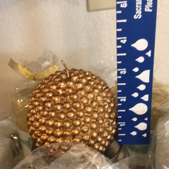 NWT 6 LARGE SPARKLY FESTIVE CANDLES - Picture 3 of 7